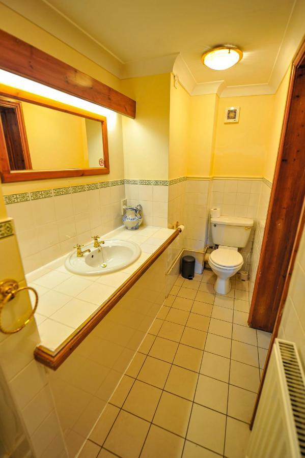 Hartford  The Coachman Pub, Hartford, Room Only מראה חיצוני תמונה